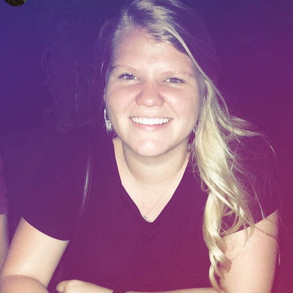 Meet your Posher, Hannah